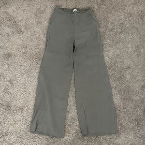 Max Studio Green/Gray Wide-Leg Flowy Pants